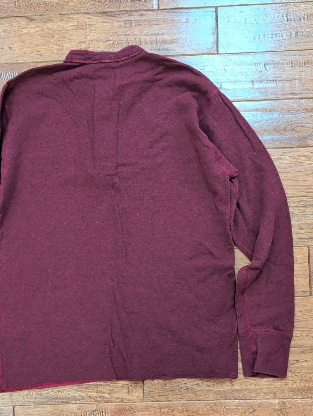 L.L. Bean Men's Maroon/Burgundy Wool Blend  Henley Long Sleeve Shirt - Picture 6 of 7